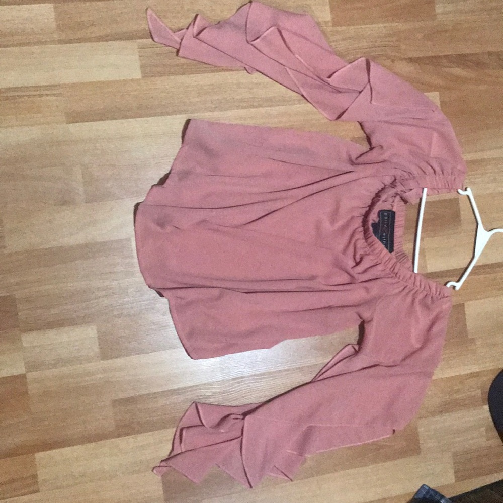 Flowy cold shoulder top